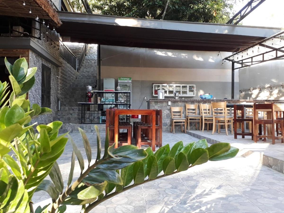 Ha Giang Creekside Homestay And Tours Exterior photo